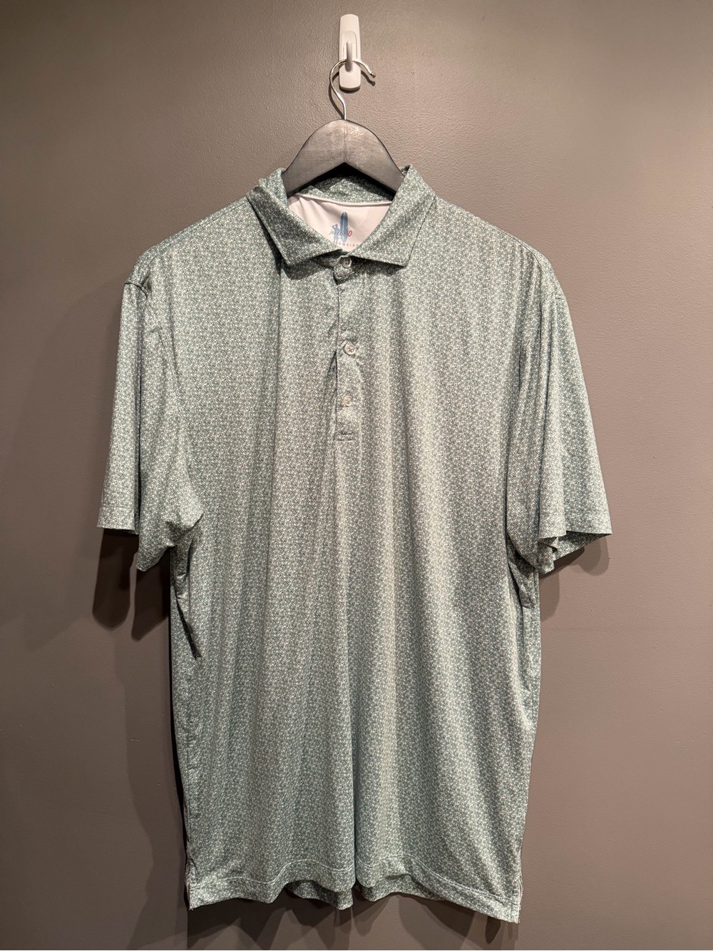 Johnnie-O Featherweight Golf Polo Shirt Mens Large Green Clover Print UPF 50